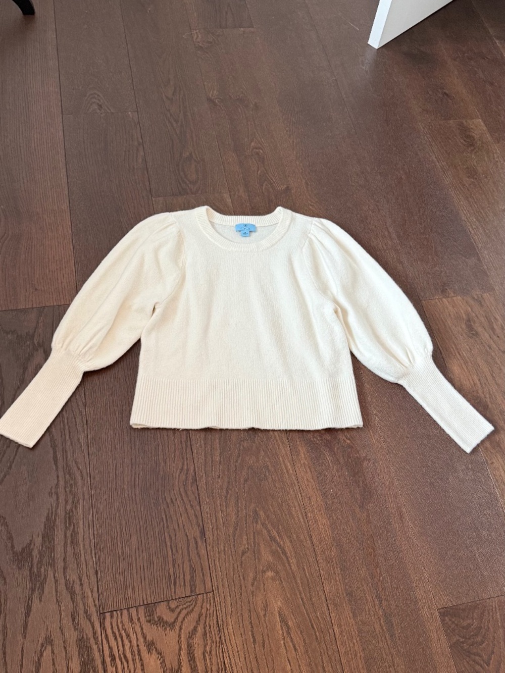 CeCe Ivory Puff Sleeve Sweater Size M